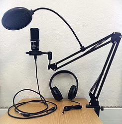 Augebautes Podkast-Kit